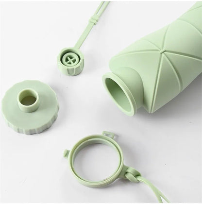Foldable Silicone Water Bottle – Leakproof, Reusable & Travel Friendly